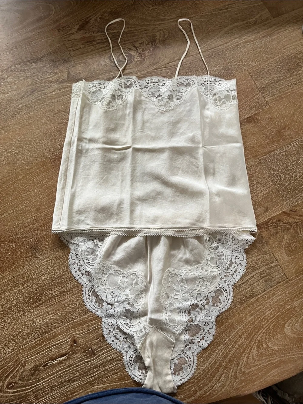 Victoria's Secret Ivory Lace-Trim Camisole & panty set